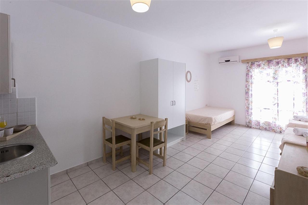 Malia Central Apartments Екстер'єр фото
